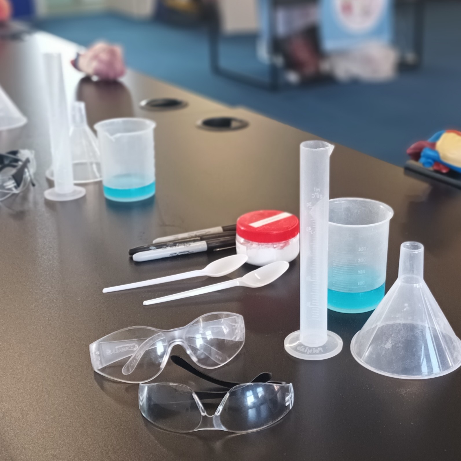science workshops with Devon Science – chemistry